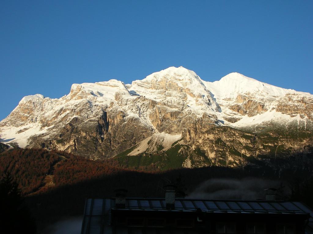 Daniela Apartment Cortina d'Ampezzo Luaran gambar