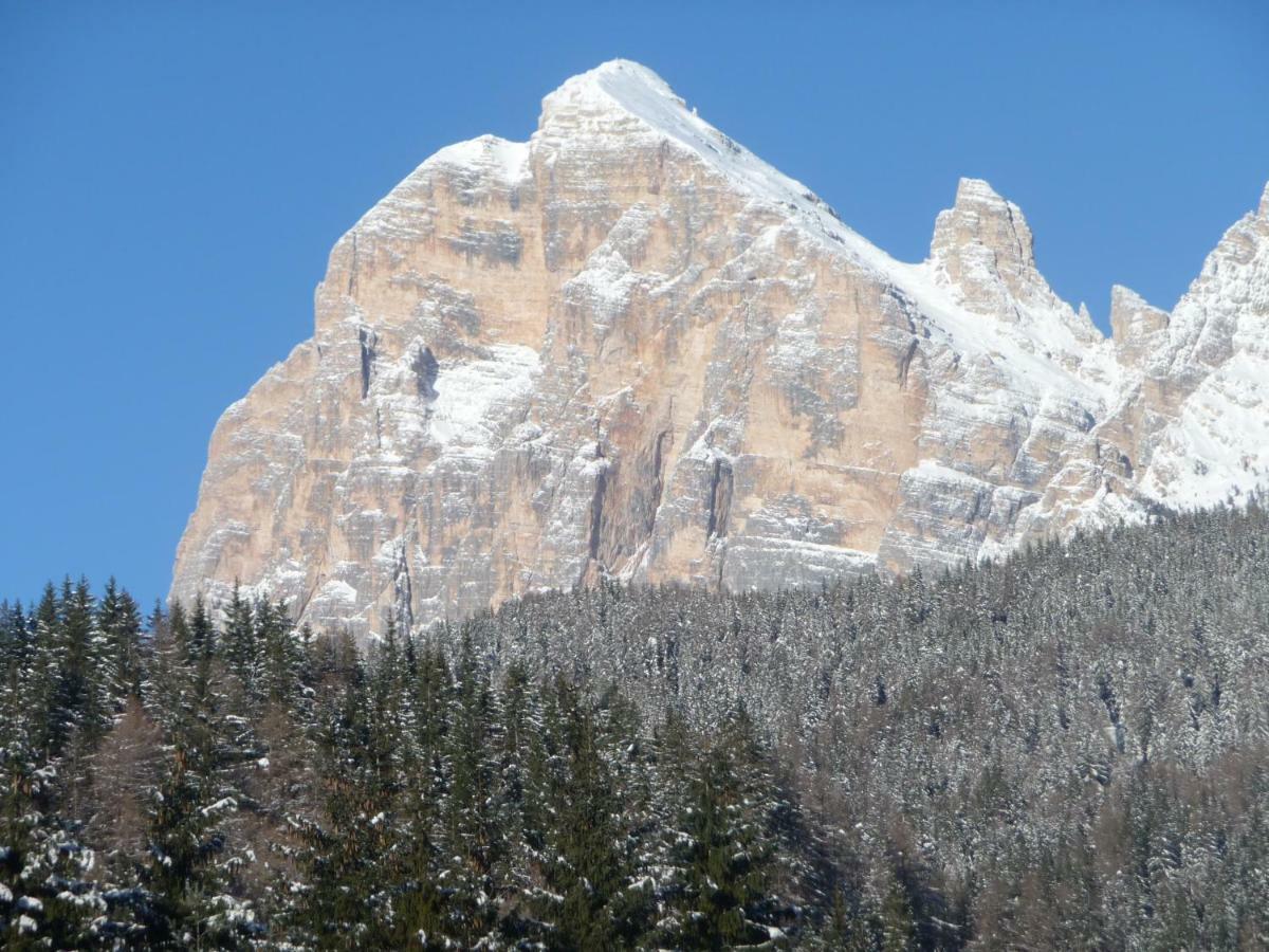 Daniela Apartment Cortina d'Ampezzo Luaran gambar